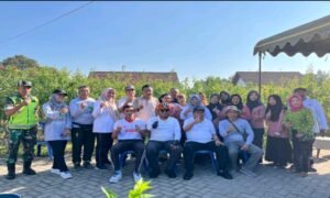 Wali Kota Blitar Gowes di Sananwetan, Pantau Progres Program RT Keren