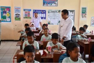 Pj Bupati Tulungagung Pantau Program GENIUS di SDN 1 Sendang