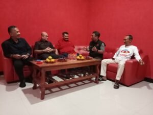 Romy Soekarno Tegaskan Kader PDIP Harus Tegak Lurus dan Gotong Royong