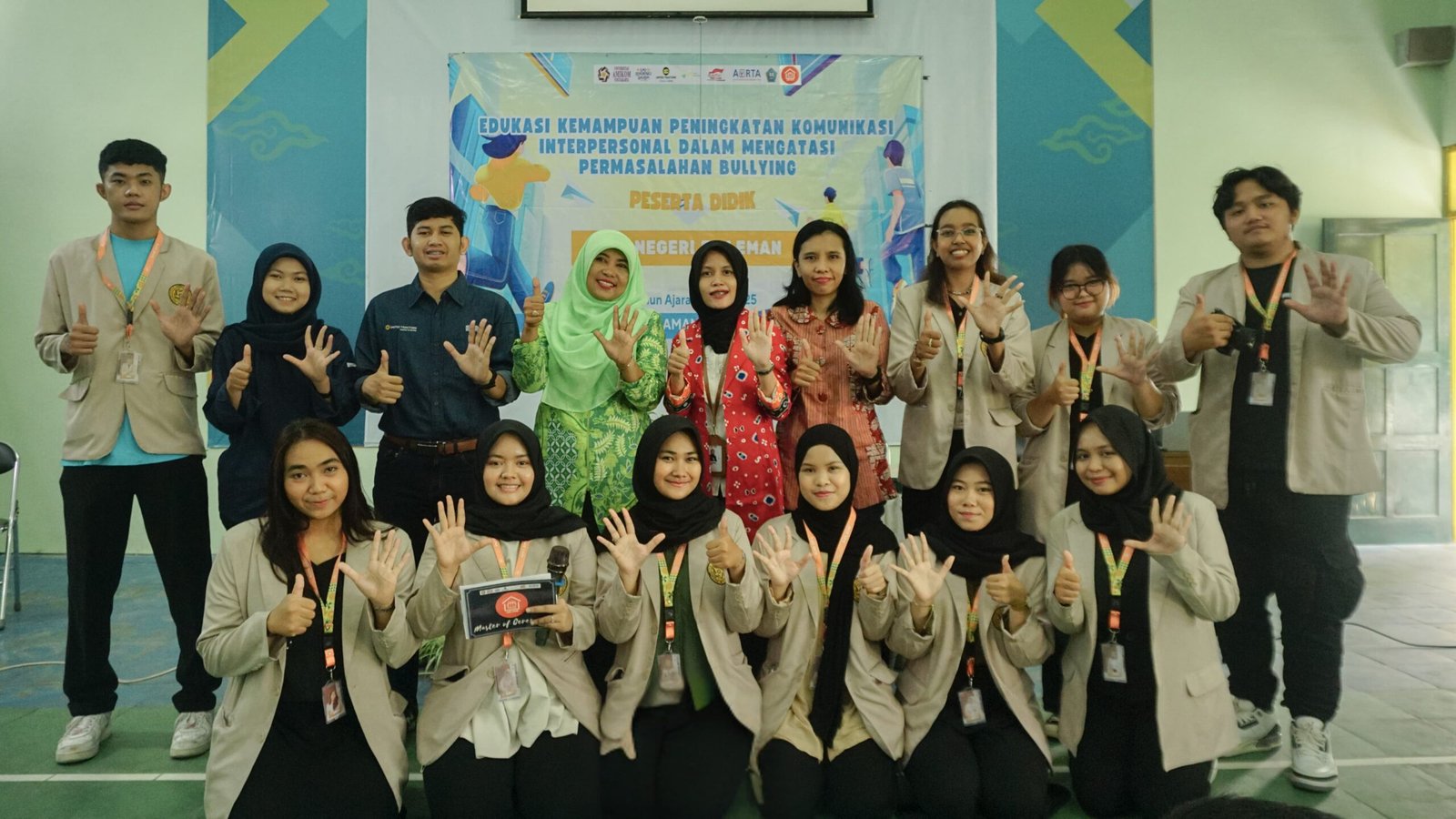 Mahasiswa Amikom Kolaborasi dengan United Tractors Edukasi Anti-Bullying di SMP N 5 Sleman