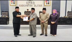 Paripurna DPRD Kabupaten Blitar Bahas Nota Keuangan APBD 2025