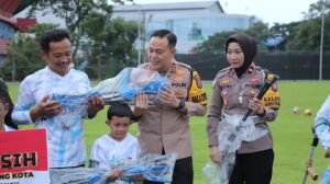 Polresta Malang Kota Dukung Atlet Sepak Bola Amputasi Indonesia dengan Tali Asih Elbow Crutch