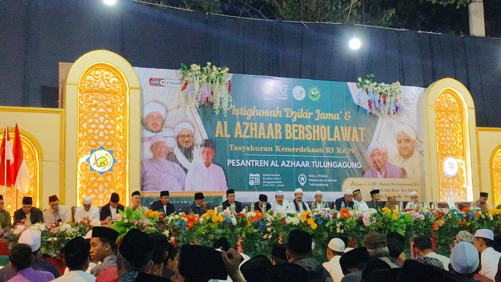 Al Azhaar Tulungagung: Sekolah Sambil Mondok, Mendidik Generasi Robbani