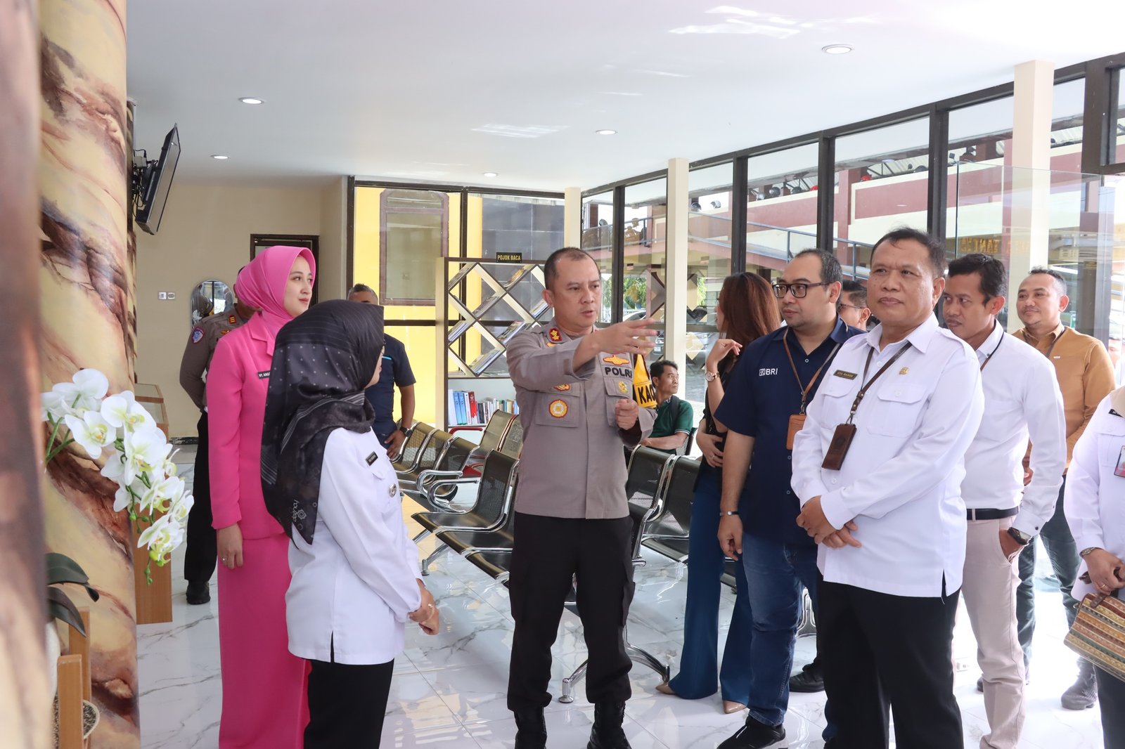 Kapolres Blitar bersama Bupati Blitar Resmikan Mall Pelayanan Publik