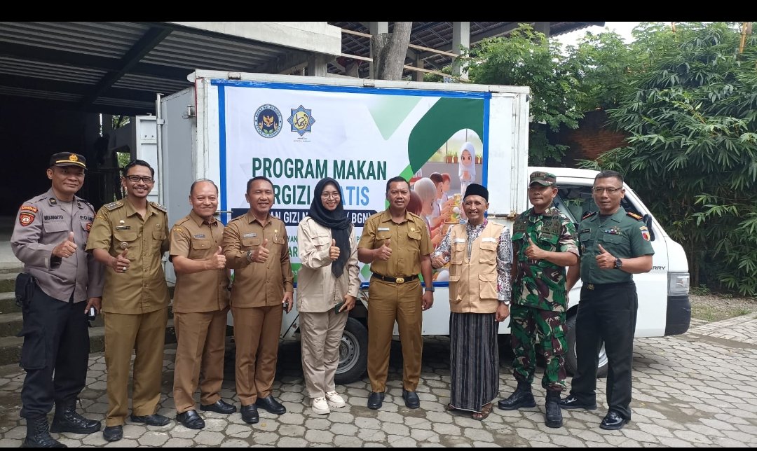Al Azhaar Tulungagung Realisasikan Program Makan Bergizi Gratis