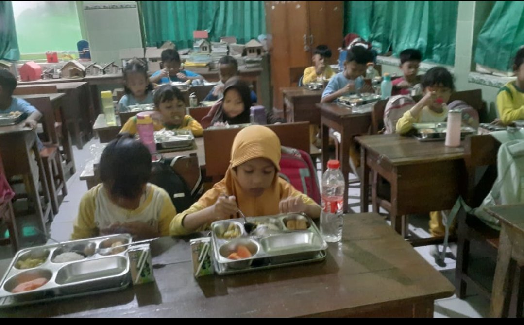 Program MBG di SDN 1 Kepuh Meningkatkan Kesehatan dan Semangat Belajar Anak