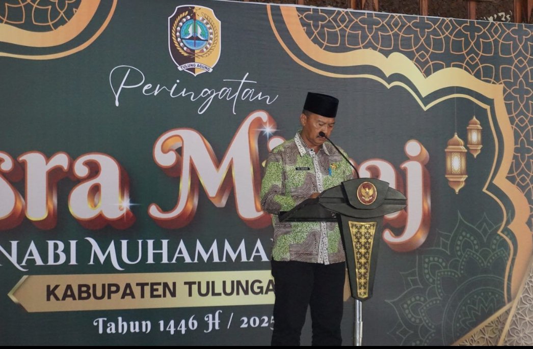 Sekda Tulungagung Hadiri Peringatan Isra’ Mi’raj Nabi Muhammad SAW 1446 H di Pendopo