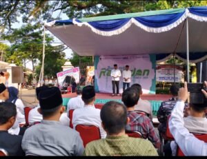 Bupati Bangkalan dan Wakil Bupati Meriahkan Bazar Takjil Ramadhan 1446 H/2025 di Depan Pendopo Agung