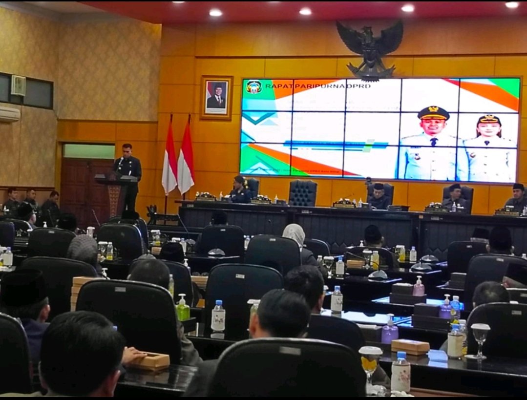 DPRD Kota Blitar Gelar Rapat Paripurna, Wali Kota Sampaikan LKPJ 2024