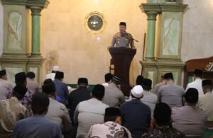 Kapolres Tulungagung Safari Ramadhan 1446 H/2025, Patroli Skala Besar hingga Safari Subuh di Kalidawir