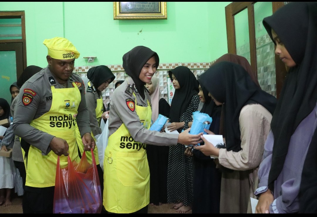 Polres Tulungagung Berbagi Kebahagiaan Anak Panti Asuhan Lewat Mobil Senyum