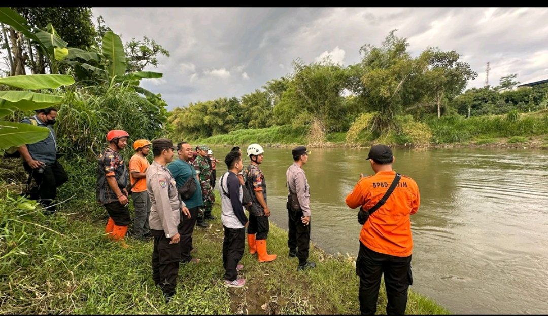 Pemuda Dusun Maron Tenggelam di Kali Brantas, Pencarian Terus Berlanjut