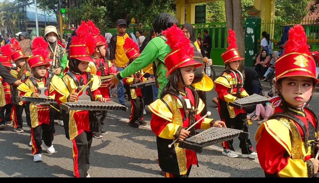 Gema Drumband Cilik “Kartini-Ki Hajar”Bergema di Jantung Kota Marmer