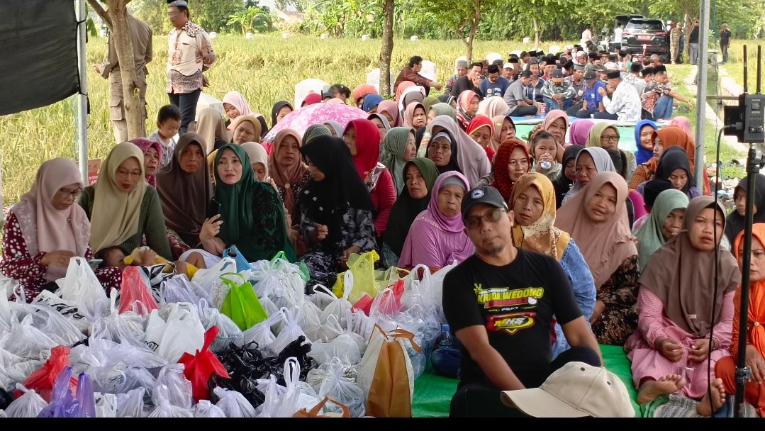 Warga Doroampel Gelar Sedekah Bumi, Jaga Tradisi & Kekompakan