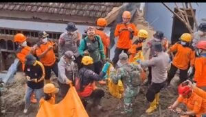 Seluruh Korban Longsor Trenggalek Akhirnya Ditemukan, Setelah Bumi Menelan, Kemanusiaan Menang.