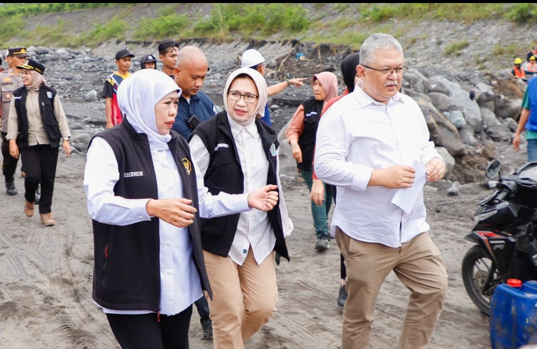 Gubernur Khofifah : Perbaikan Tanggul Banjir Lahar Semeru Dianggarkan Rp10,5 Miliar