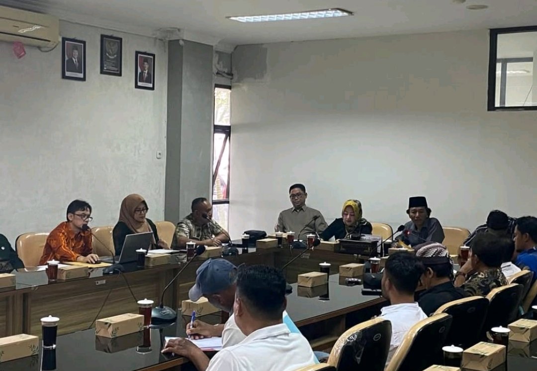 Hearing DPRD Blitar: Warga Keluhkan Dampak Tambang Kaliputih, DPRD Janji Tindaklanjuti ke Provinsi