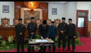 Ranperda APBD Tulungagung Disahkan, DPRD Tekankan Pemerataan dan Efisiensi Anggaran