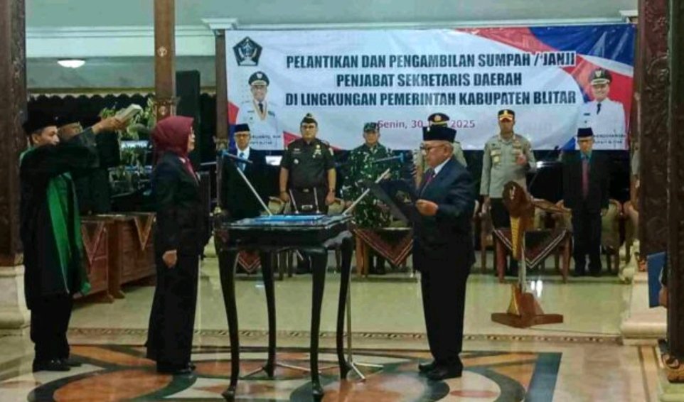 Khusna Lindarti Resmi Jabat Pj Sekda Blitar, Siap Kawal Stabilitas Pemerintahan Daerah