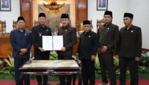 Rapat Paripurna DPRD Sahkan RPJMD Tulungagung 2025–2029
