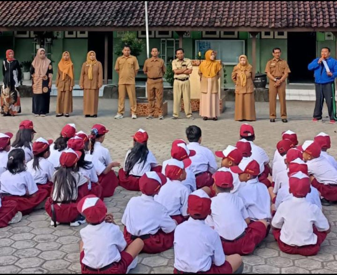 MPLS SDN 1 Moyoketen: Bangun Rasa Sosial dan Percaya Diri Sejak Hari Pertama Sekolah
