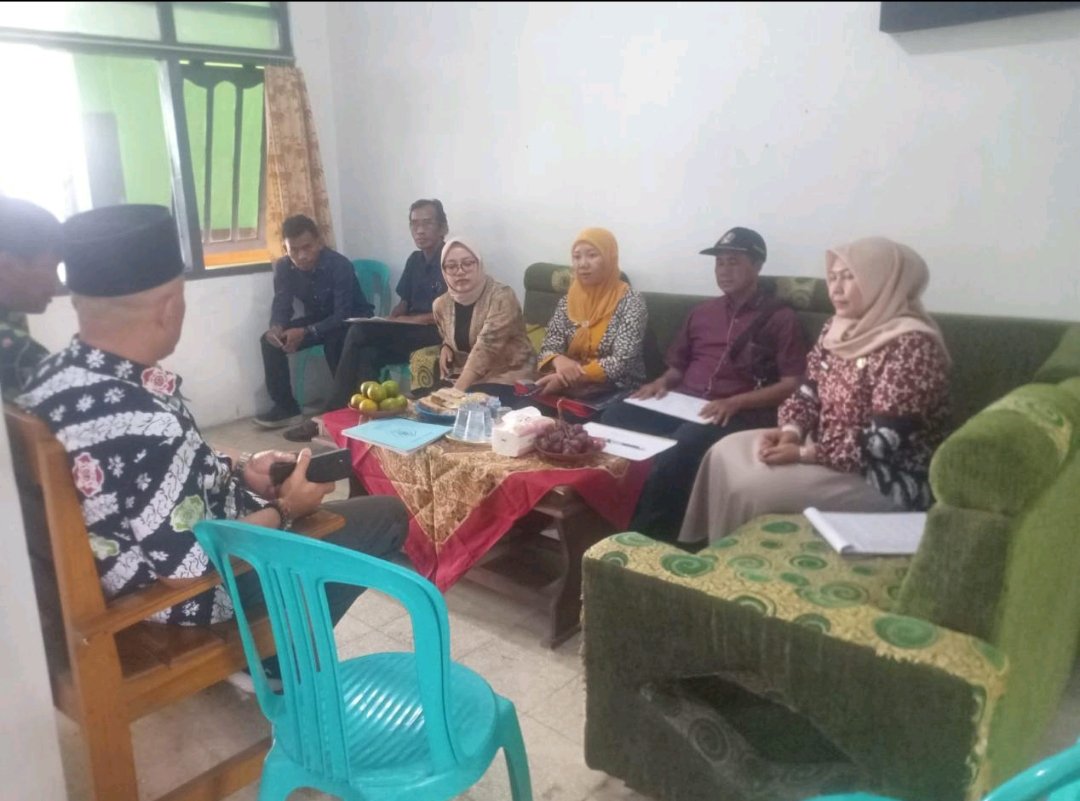 DLH Blitar Nilai Kebersihan Desa Jugo, Dorong Warga Lebih Peduli Lingkungan
