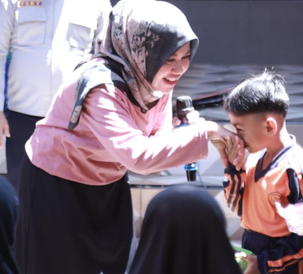 Ning Ghyta Ajak Anak Desa Berani Bermimpi: Dari Edukasi SALUD hingga Harapan Lahirnya Pemimpin Bangsa