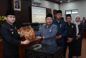 DPRD Trenggalek Sahkan APBD-P 2025, Defisit Capai Rp 83,8 Miliar