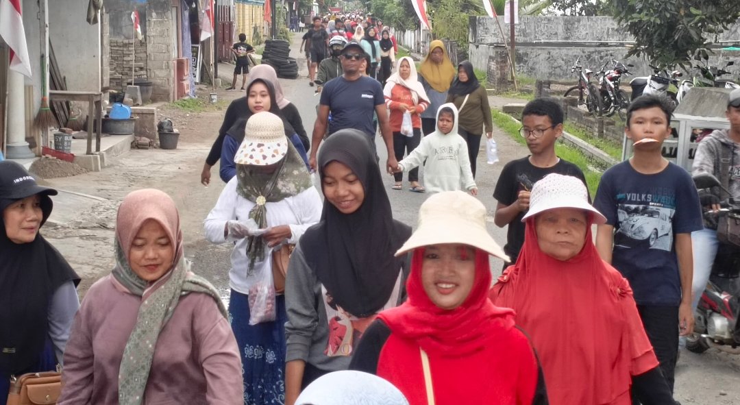 Jalan Sehat Ribuan Warga Jabalsari, Karang Taruna Jadi Motor Kebersamaan