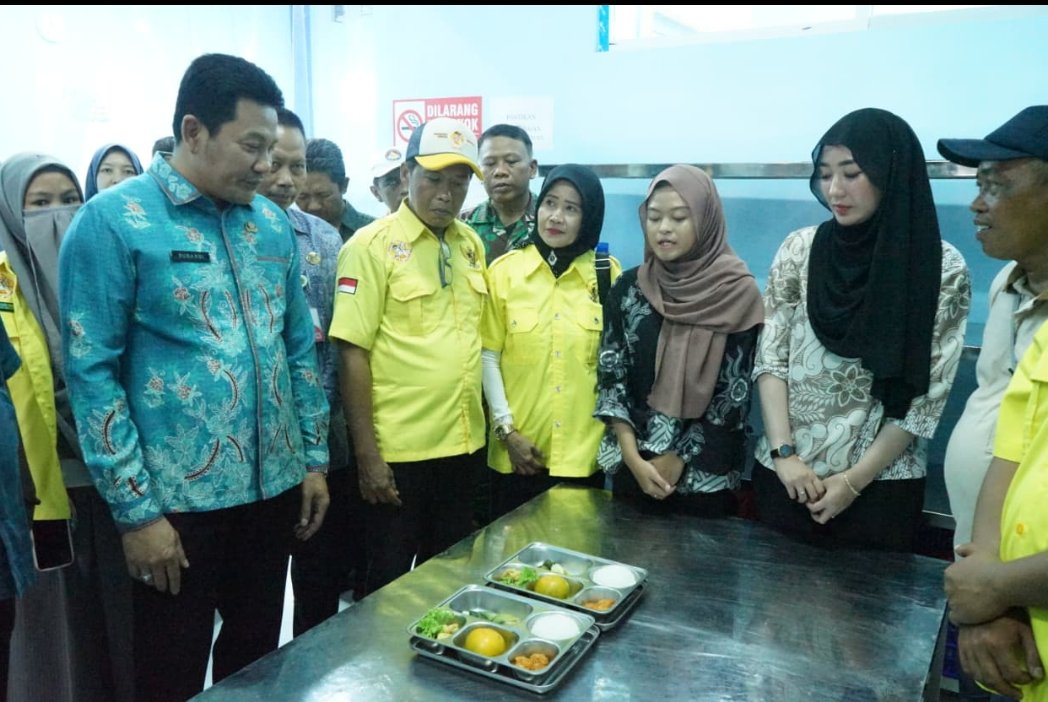 Sidak Program Makan Bergizi Gratis di Tarik, Bupati Sidoarjo Tekankan Standar Gizi dan Pemberdayaan Lokal
