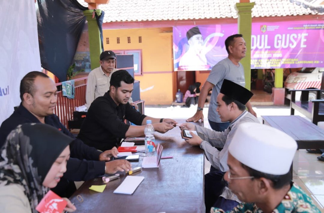Penyaluran Honor Guru Ngaji di Jember Tanpa Potongan