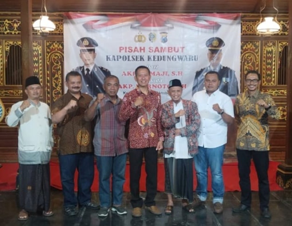 Pisah Sambut Kapolsek Kedungwaru: AKP Sumaji Pindah Tugas, AKP Karnoto Siap Perkuat Sinergi Warga