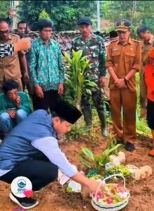 Pasca longsor Maut, Pemkab Trenggalek Ziarahi Korban dan Dampingi Keluarga Berduka