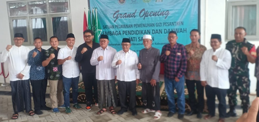 Bupati Blitar Resmikan SPPG Pesantren Pertama di PP Jati Sanan, Dukung Gerakan Makan Bergizi Gratis