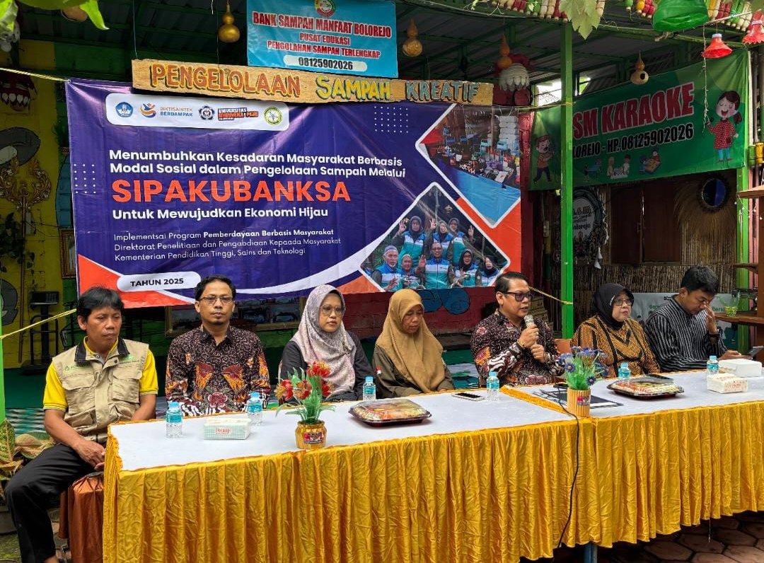 Digitalisasi Bank Sampah, Wujud Inovasi UBHI PGRI Dorong Ekonomi Hijau di Tulungagung