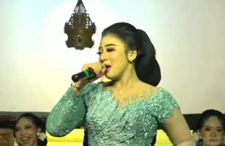 Niken Salindri Pentas “Tulungagung Istimewa” Semarakkan Hari Jadi ke-820, Pesan Persatuan Menggema di Pendopo Kabupaten