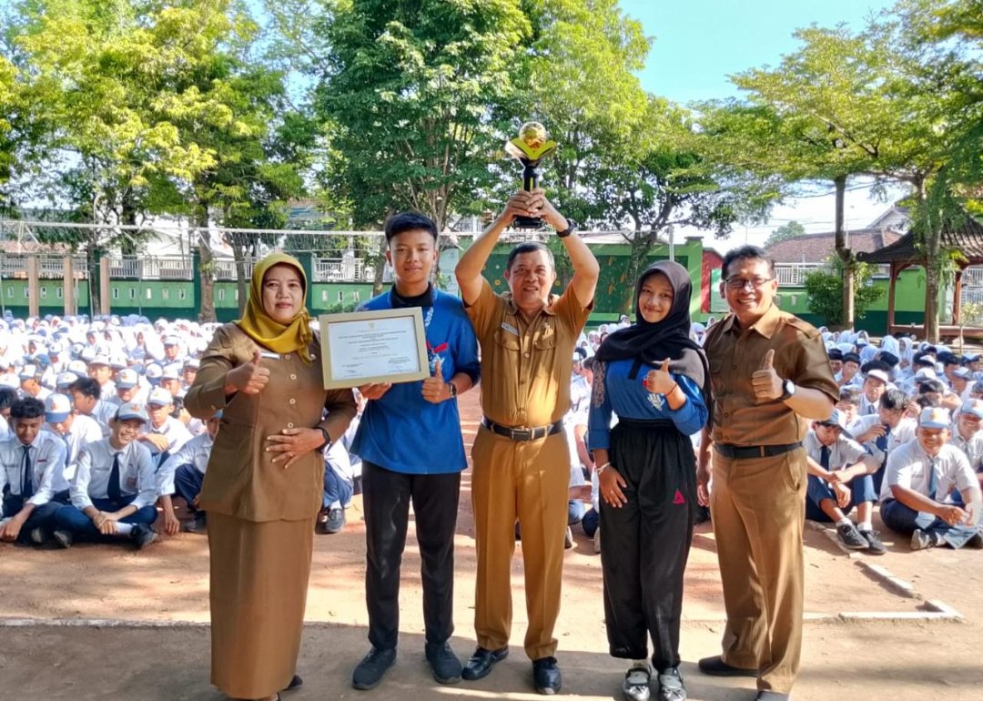 SMPN 1 Sumbergempol Raih Adiwiyata Mandiri, Satu-satunya SMP di Tulungagung Berprestasi Nasional