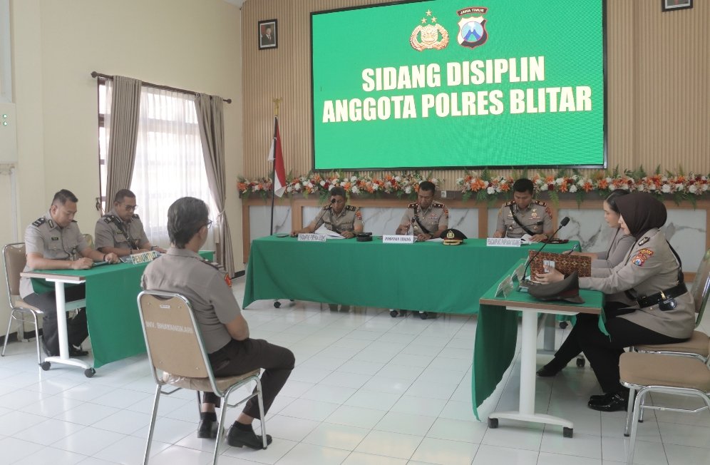 Polres Blitar Gelar Sidang Disiplin Terkait Dugaan Salah Tangkap, Kapolres Sampaikan Permohonan Maaf