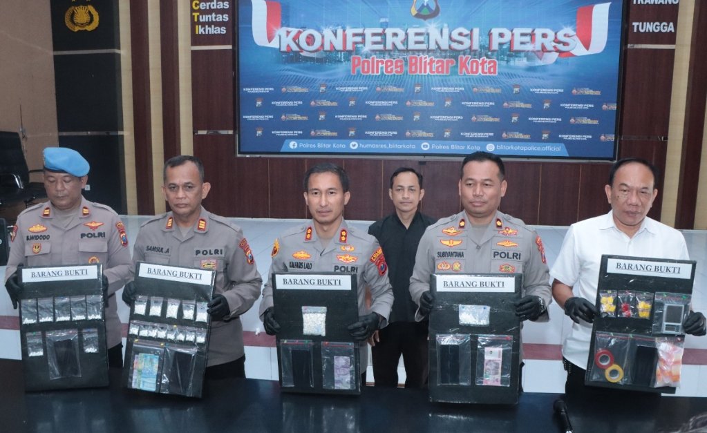 Polres Blitar Kota Bongkar Peredaran Narkoba, 5 Tersangka Diamankan