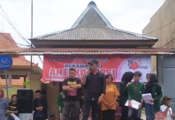 Trijanto dan GERAK Dampingi Warga Tolak Bongkar Pos Kamling