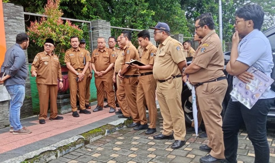 Bupati Rijanto Tinjau RTH Wlingi dan Kanigoro, Tegaskan Komitmen Sukseskan Program ASRI dan Bidik Adipura 2026