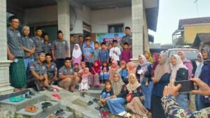 Panther Tulungagung Santuni 45 Anak Yatim dan Dhuafa di Desa Sawo