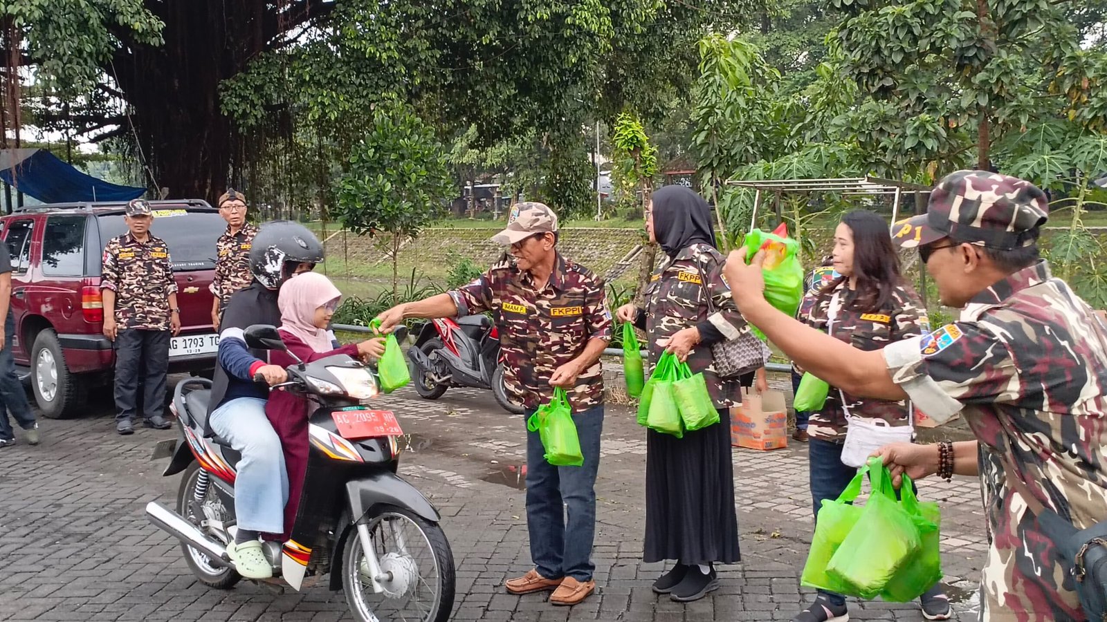 FKPPI Tulungagung Bagikan 300 Paket Takjil/ Peduli Ramadan 1447 H/2026