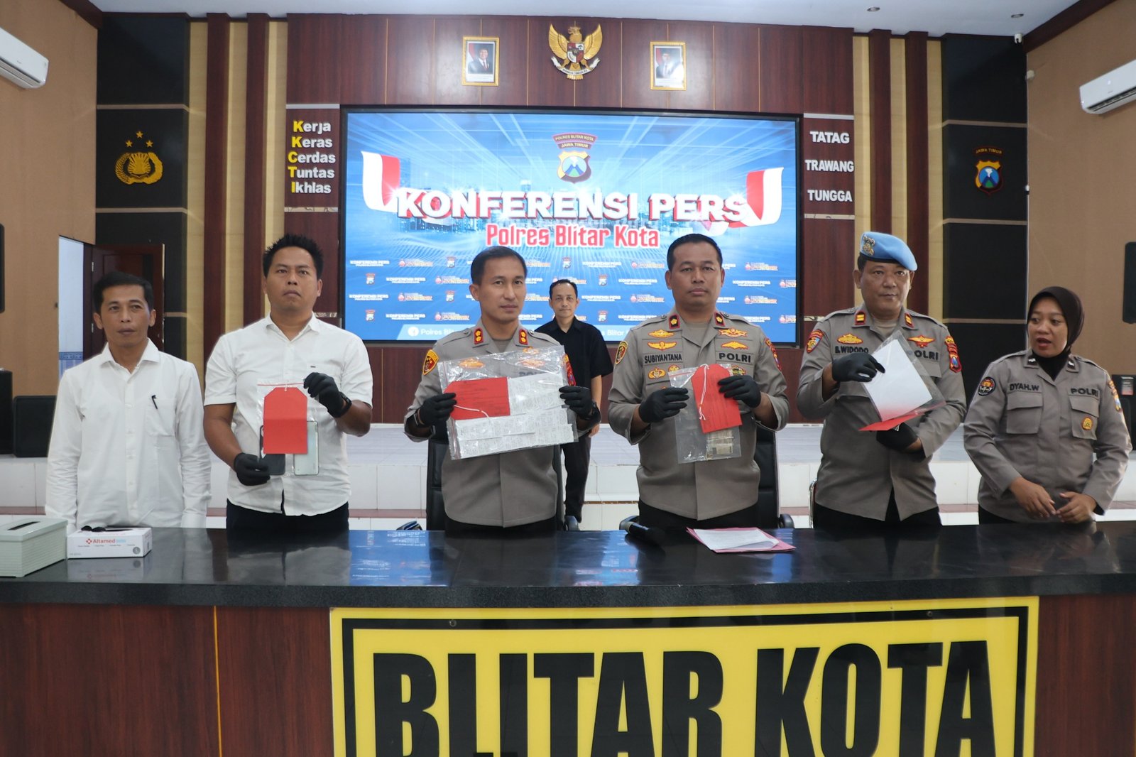 Polres Blitar Kota Bongkar Penyalahgunaan BBM Bersubsidi, 1.000 Liter Bio Solar Disita