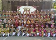Mahasiswa PGSD UBHi Gelar Sandya Loka Nawasena Budaya
