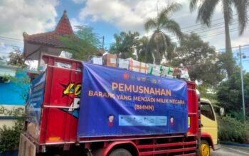 Bea Cukai Blitar Musnahkan 1,9 Juta Batang Rokok Ilegal