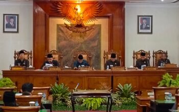 Rapat Paripurna DPRD Tulungagung, Pemkab Sampaikan Raperda Pertanggungjawaban APBD 2025