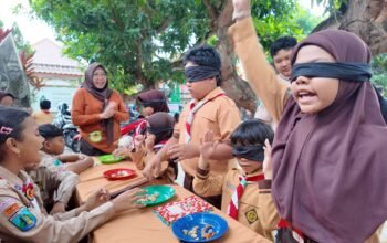 ‘Pasar Siaga” Meriahkan Hari Pramuka SDN 1 Kampungdalem, Tanamkan Kemandirian Sejak Dini