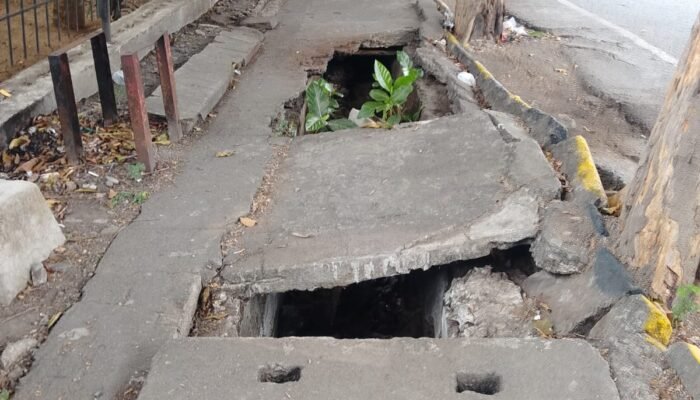Trotoar Tamanan–Gleduk Rusak Puluhan Tahun, DPUPR Tulungagung Buka Suara